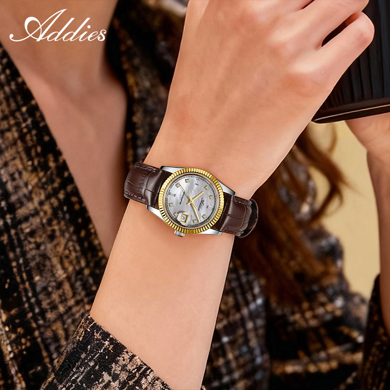 แอดดี้ส์ 585 ควอตซ์นาฬิกาผู้หญ - Luxury Watch Quartz บทวิจารณ์และราคา