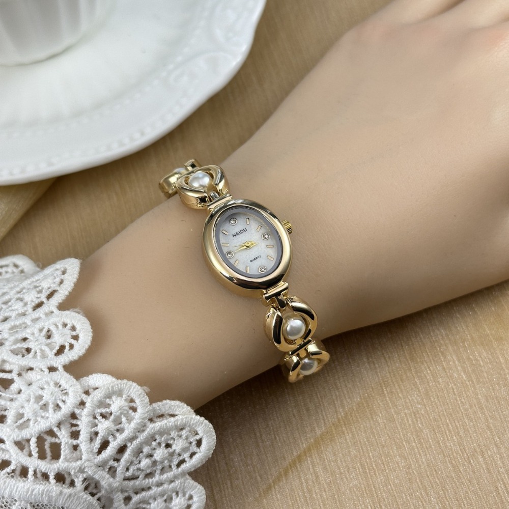 นาฬิกาข้อมือผู้หญิงแฟชั่นสไตล์ - Luxury Watch Deals บทวิจารณ์และราคา