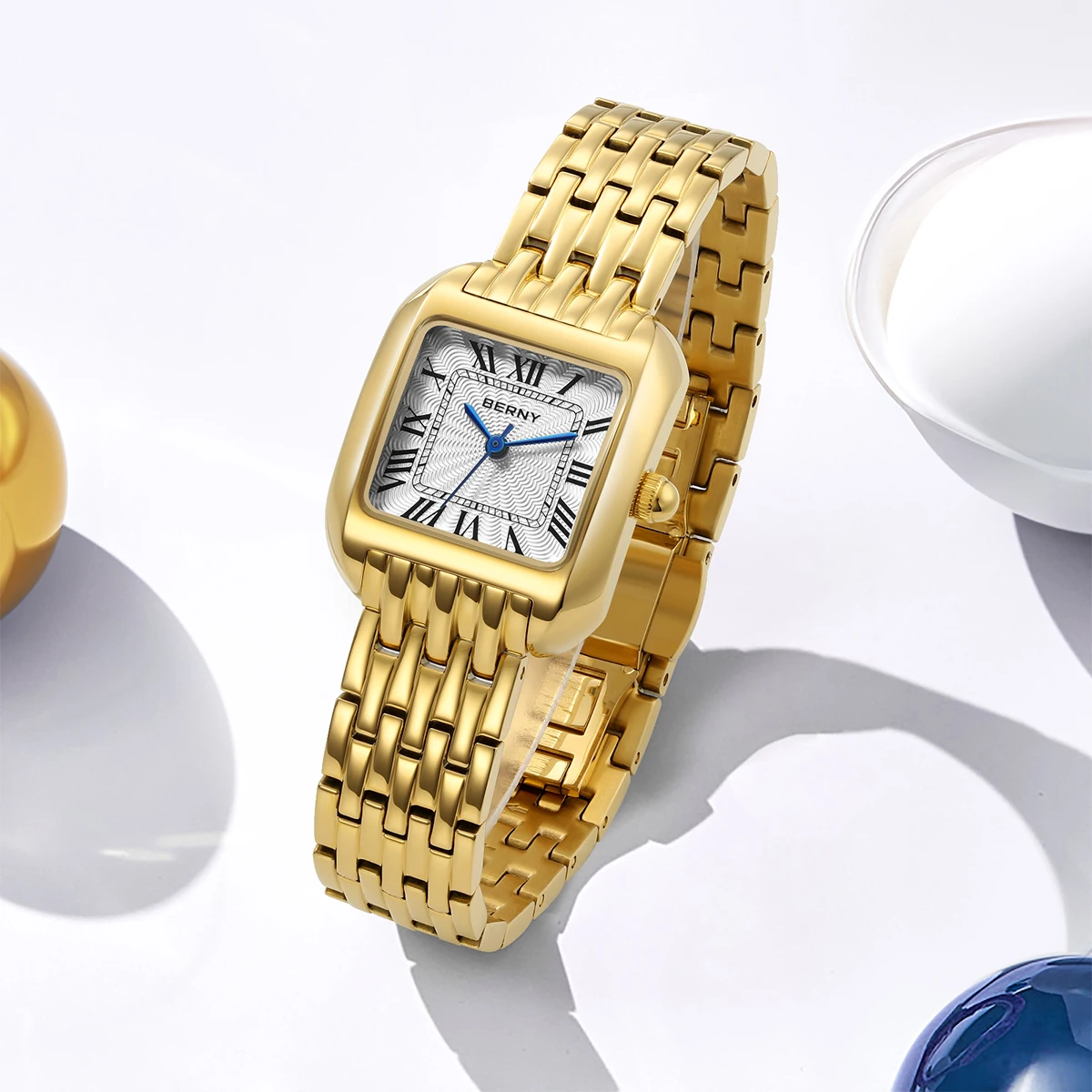 BERNY นาฬิกาสีทองทรงสี่เหลี่ยม - Luxury Watch Cartier บทวิจารณ์และราคา